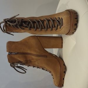 Schutz High Heel Lace Zip Up Nana Hiking Boot Lug Sole Beige Suede Fleece Lined